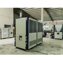 船舶焊接常用冷風(fēng)機(jī)降溫制冷，船艙焊接專(zhuān)用冷風(fēng)機(jī)降溫制冷，船艙焊接常用冷凍機(jī)降溫，船艙焊接采用冷卻機(jī)降溫制冷