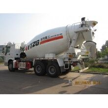 豪沃11方攪拌運(yùn)輸車