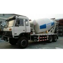 8方混凝土攪拌運(yùn)輸車(chē)